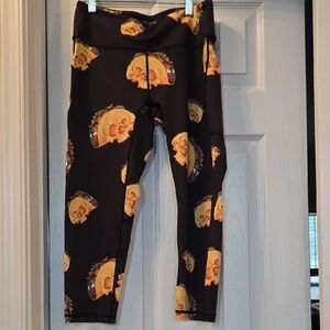 Feed Me Fight Me Black capri length  womans size medium Taco Tuesday